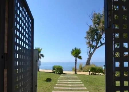 Bahia De La Plata Luxury Апартаменти Естепона